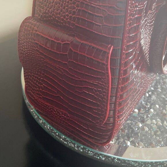 Prime ware glossy red faux crocodile skin wine bag cooler purse preowned - Picture 7 of 13